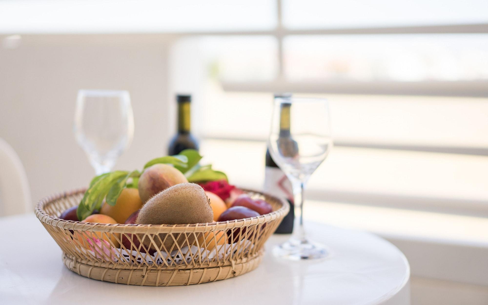 Aloe Hotel Paphos ภายนอก รูปภาพ