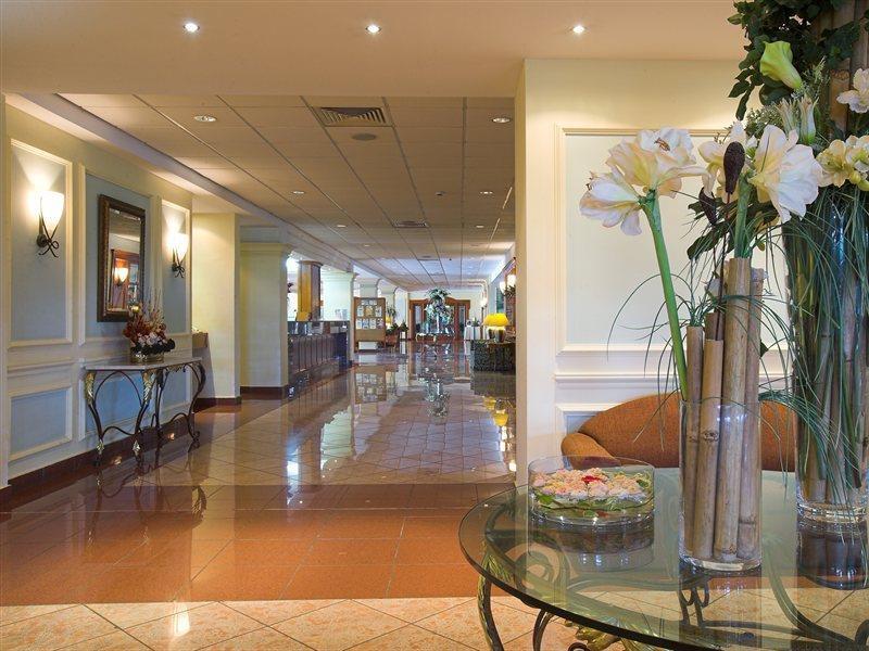 Aloe Hotel Paphos ภายนอก รูปภาพ