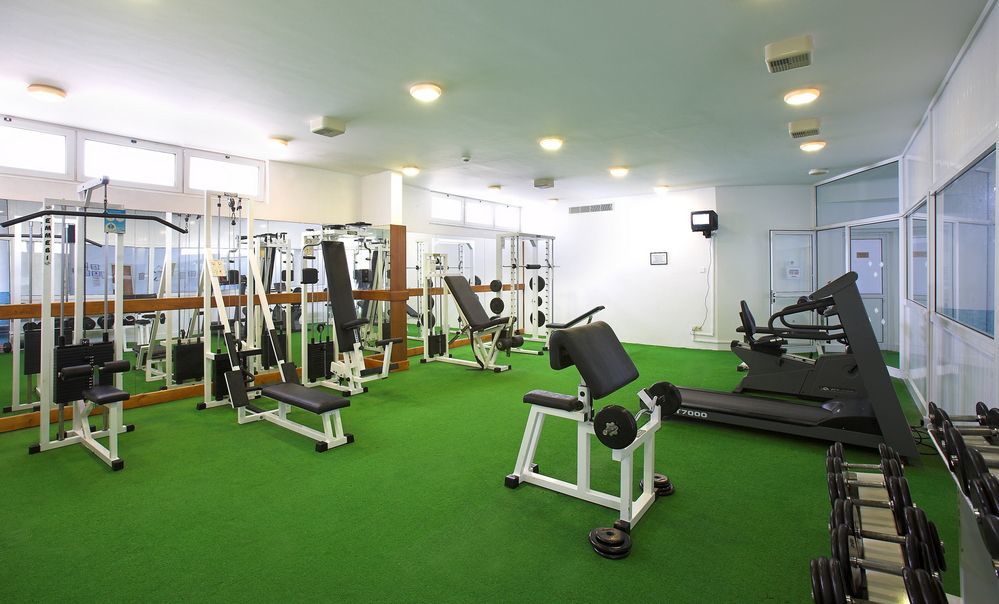 Aloe Hotel Paphos ภายนอก รูปภาพ