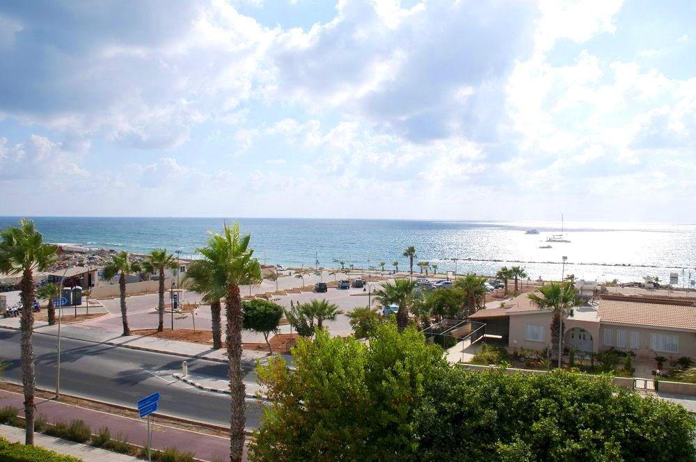 Aloe Hotel Paphos ภายนอก รูปภาพ