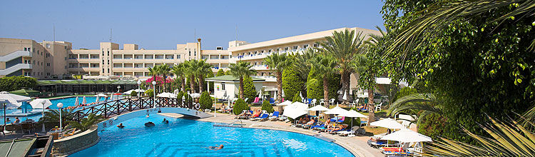 Aloe Hotel Paphos ภายนอก รูปภาพ
